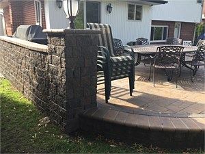 cambridge pavers toffee onyx ledgestone raised patio light pier column 6 matryx step up bullnose dual level jericho bbq wall split level house